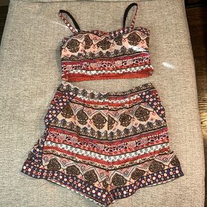 Exhilaration ETHNIC BOHEMIAN BUSTIER Crop top with Shorts